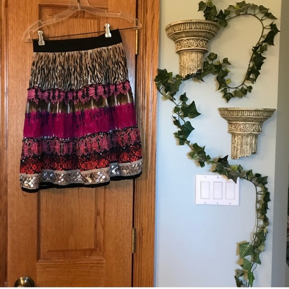 6 for $39: dresses/skirts—NWT and EUC - Picture 12 of 16